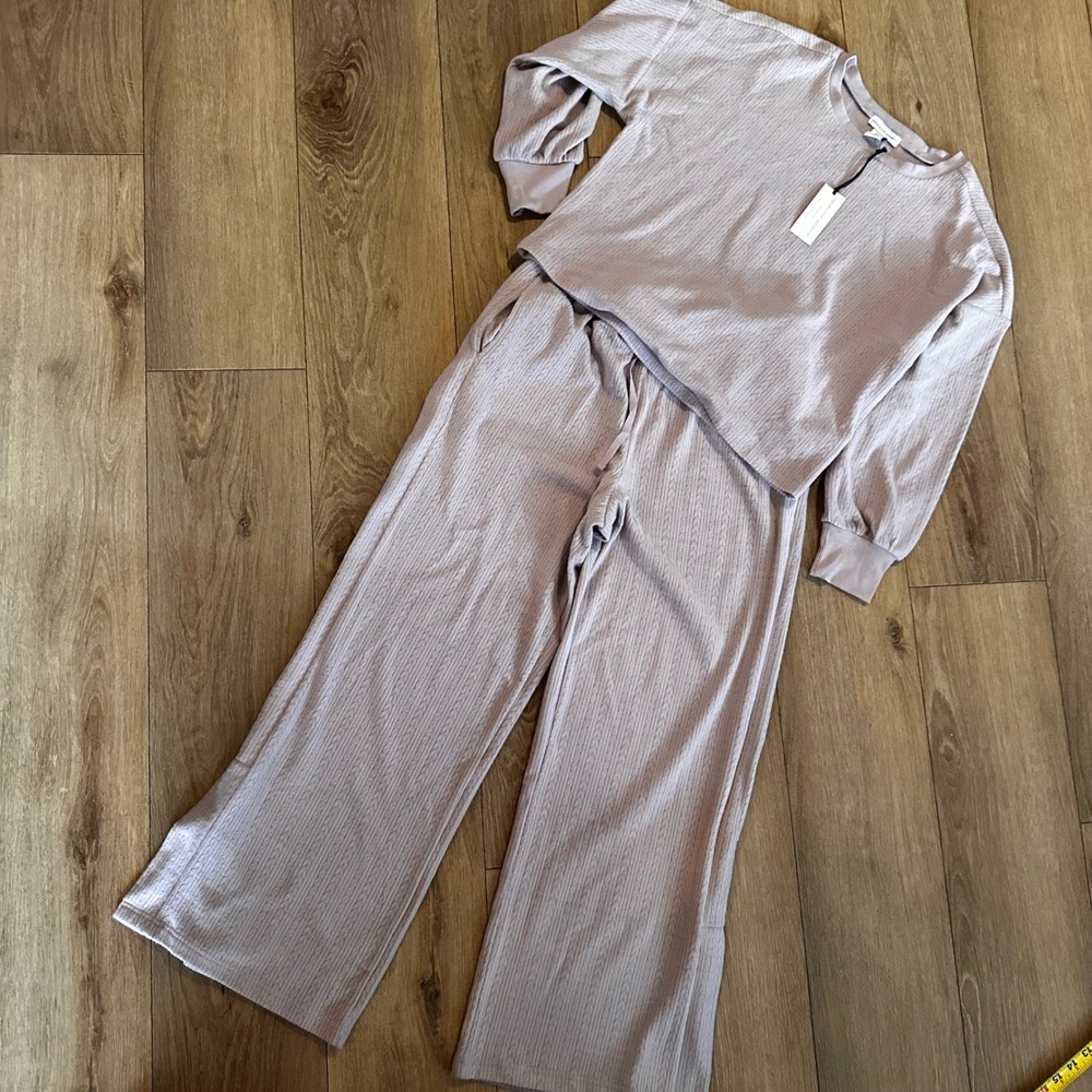 Cupcakes and Cashmere Women Mauve Cable Knit Loungewear Set Top Pants Medium NWT